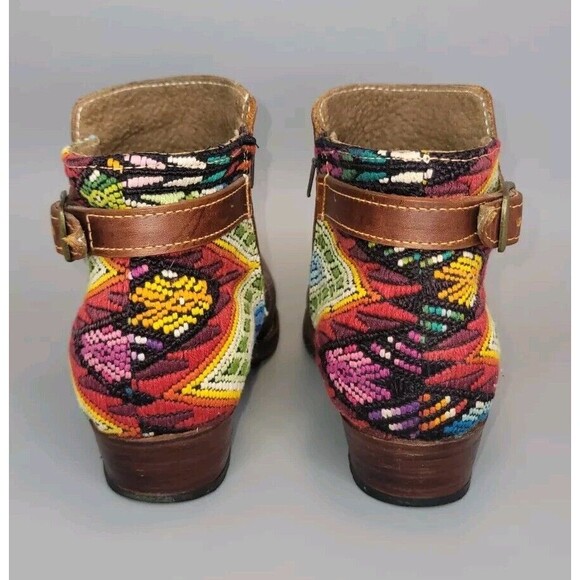 Vtg Western Leather Ankle Bootie Womens 7 Brown Aztec Embroidered Boho Hippie - Picture 8 of 11